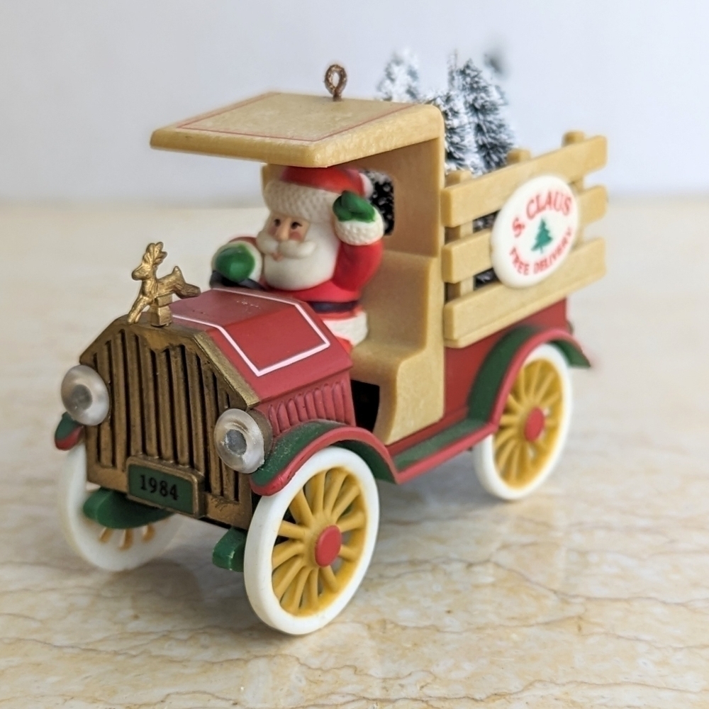 Vintage Hallmark Santa's Deliveries 1984 Collection #6 Christmas Ornament